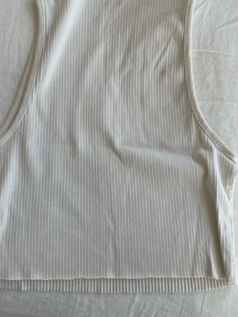 White Ribbed Tank Top🤍 - Picture 3 of 3